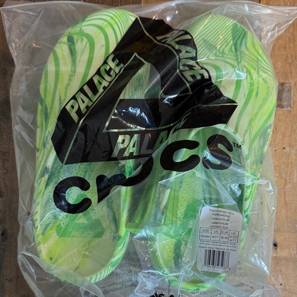 Palace x Crocs Mellow Slide Celery